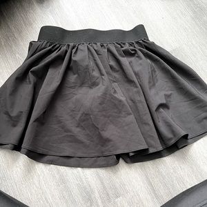 Garage skirt